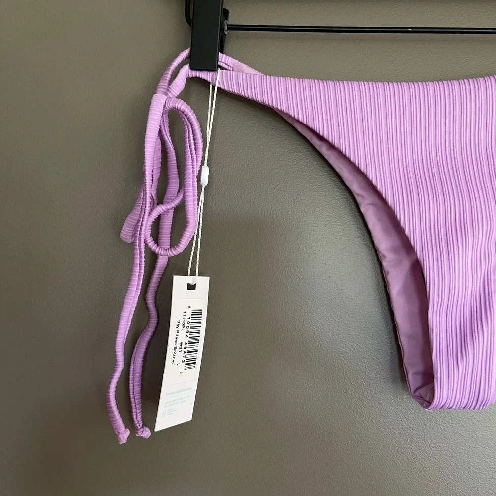 NWT Frankies Bikinis Sky Plisse Bikini Bottom in‎ Wisteria Lilac Large Purple
